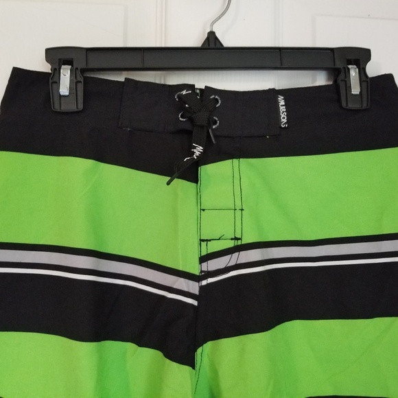 Maui & Sons Boy's Board Shorts NWT Size 14 - Picture 3 of 8